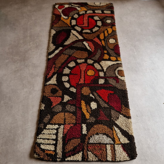 Image 1 of 70's vintage wool wall hanging spaceage smyrna art rug