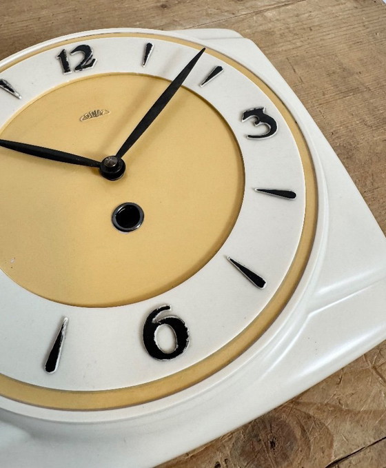 Image 1 of Vintage Beige Bakelite Wall Clock from Prim, 1950s