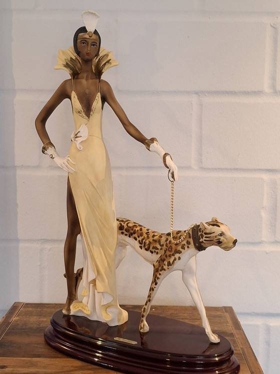 Image 1 of “Escultura Art Déco 'Dama con Leopardo' – A. Santini, Italia (Firmada y con etiqueta)”