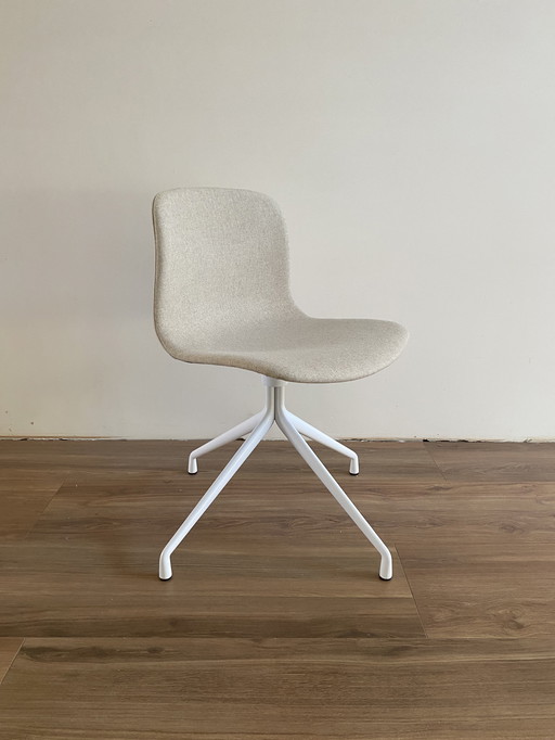 6 Hay About a Chair AAC11 stoelen grijs refurbished