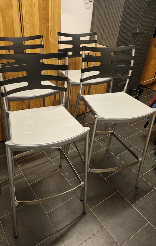 4 barkrukken Kasper Salto Ice Fritz Hansen