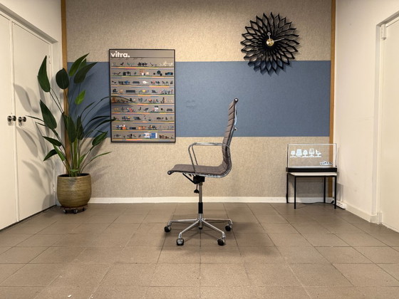 Image 1 of Vitra | Charles & Ray Eames | EA 119 | Gray Hopsack | Cromato | 1 pezzo