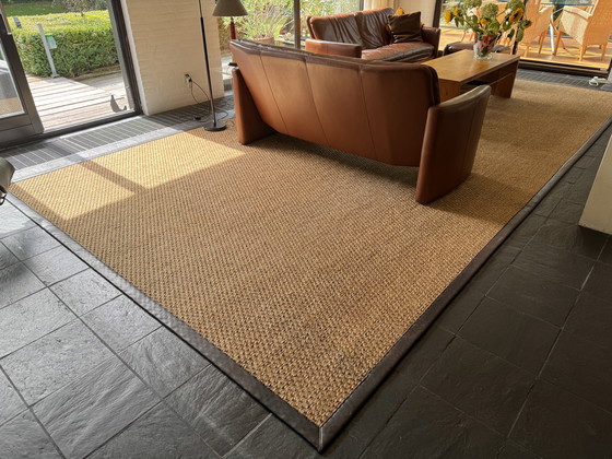 Image 1 of Groot sisaltapijt met allure