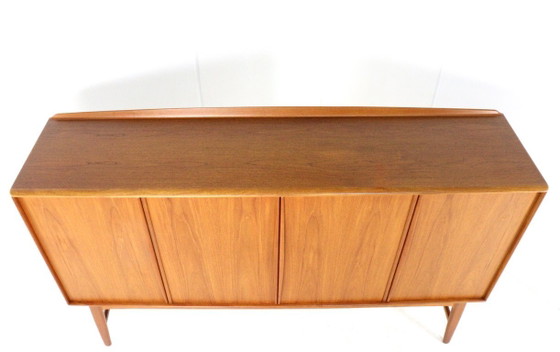 Image 1 of Credenza Svend Aage Madsen per K. Knudsen & Son, design vintage danese