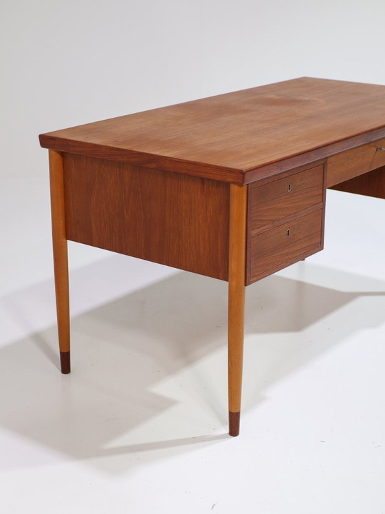 Image 1 of Vrijstaand bureau Deens teak vintage 1960s