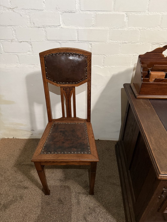 Image 1 of Bureau classique