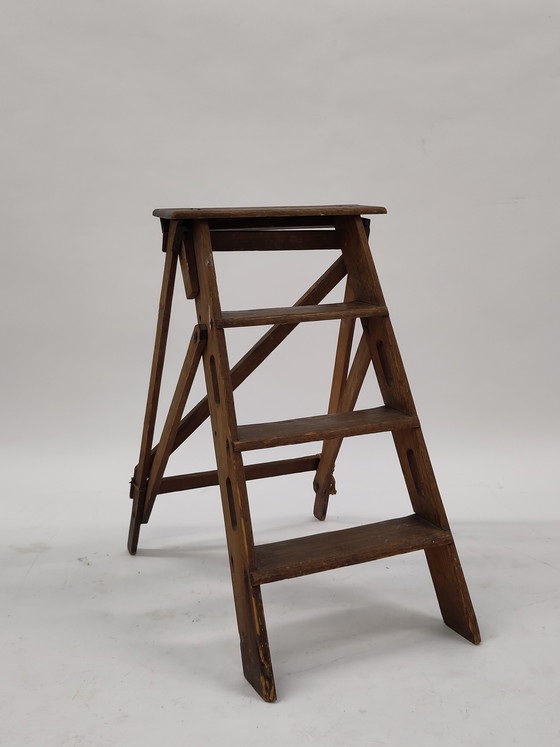 Image 1 of Antique wooden library ladder