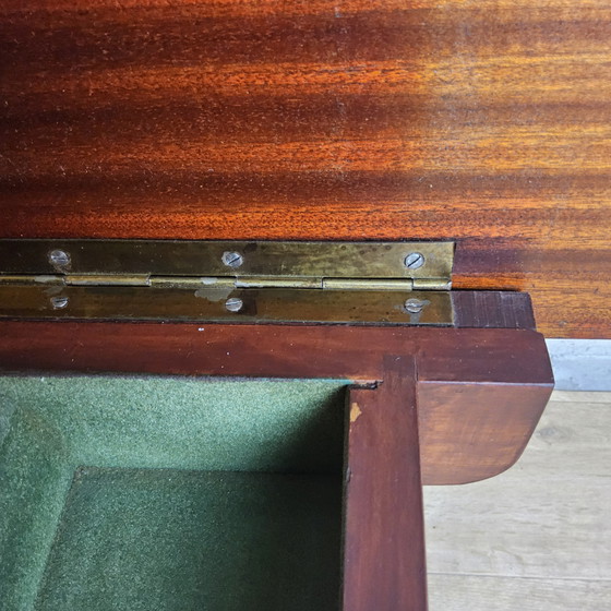 Image 1 of Vintage naaikastje van teakhout  / bijzettafel met klep 60s / naaitafeltje mid century 