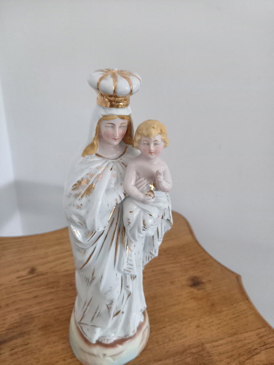 Image 1 of Figurine ancienne en porcelaine du Vieux Paris représentant la Vierge à l'Enfant – vers 1900