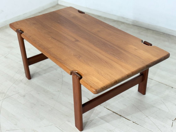 Table d'appoint danoise design milieu du siècle / Table basse en teck / Table d'appoint années 1960 / Table (photo 6 of 15)