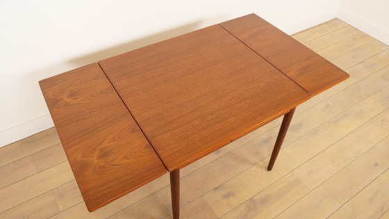 Image 1 of Compact vintage dining table | extendable | 1960s