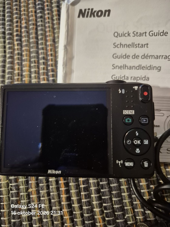 Nikon Coolpix S6800 – Fotografie, Metall, Kunststoff (photo 6 of 6)