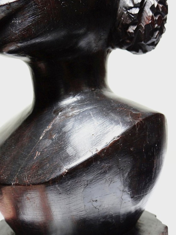Image 1 of Couple de bustes Malgaches bois exotique foncé sculpté artisanat années 40-70