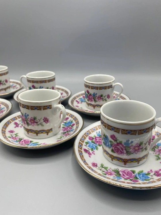 6 Jie Pai porseleinen koffiekopjes en schotels, romantisch bloemenmotief, jaren 90 – Decoratieve objecten (photo 3 of 4)