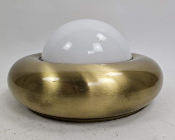 Image 1 of Lámpara de pared o de techo fabricada en latón Valenti y cristal esmerilado.