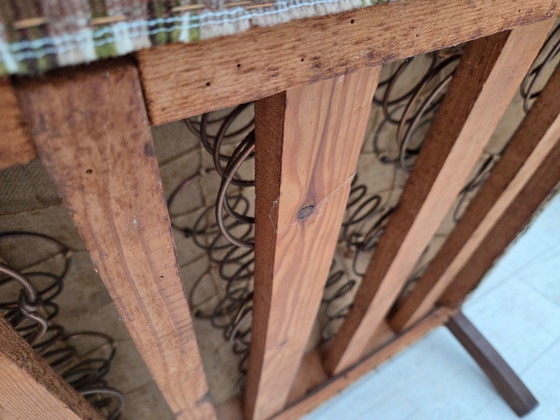 Image 1 of Divano danese a 2 posti, anni '50, rivestimento in tessuto di lana beige, gambe in legno di faggio.