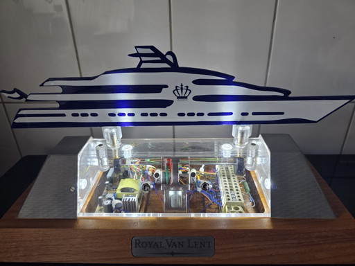 Feadship / Van Lent curiosità marittima