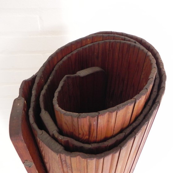 Image 1 of Separador de ambientes S.N.S.A. con listones de pino estilo Baumann, década de 1950.