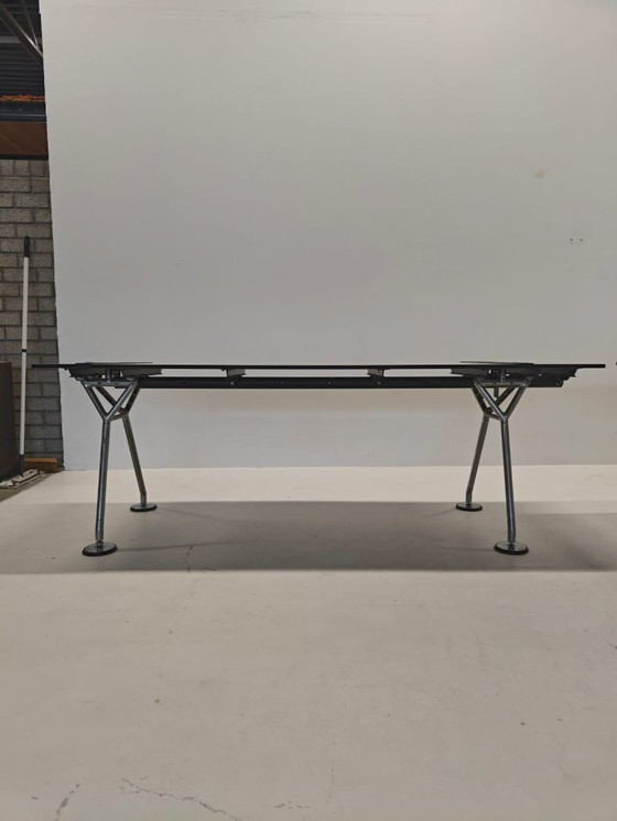 Image 1 of Escritorio Nomos - Norman Foster para Tecno - Diseño ajustable e icónico