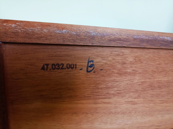 Image 1 of Frans, zeer zeldzaam, Mid -Century bijzetkastje (1947)- Uitstekende originele vintage staat.