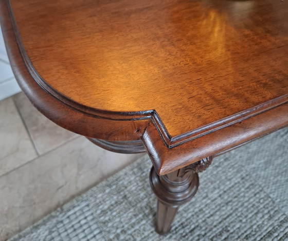 Image 1 of Antiker Couchtisch aus Mahagoni