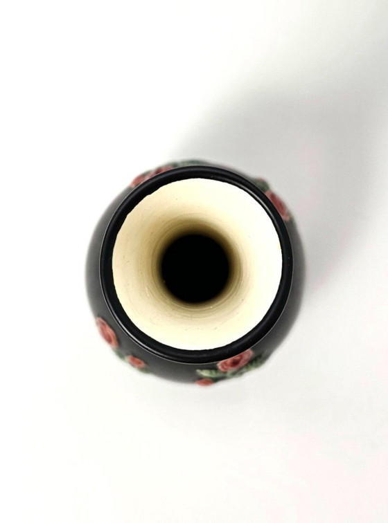 Image 1 of Vaso in ceramica vintage dipinto a mano GMUNDNER Keramik di metà secolo con splendide rose dall'AUSTRIA