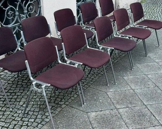 1/10 Giancarlo Piretti Castelli DSC 106 Stacking Chair Burgundy, Dining chairs, Textile, Aluminium, Red (photo 4 of 5)