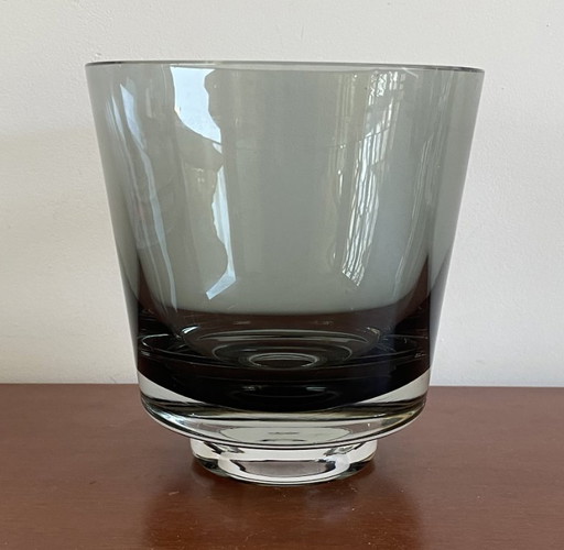 Nuutajärvi Notsjö Design Glass vase model 268 designed by Kaj Franck 1961 signed