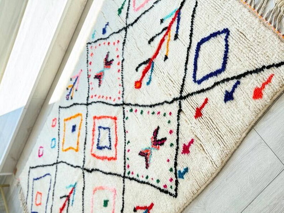 Tappeto marocchino bianco sporco con motivi geometrici, 250cm x 150cm – Tappeti, Wool, Modern (photo 4 of 7)