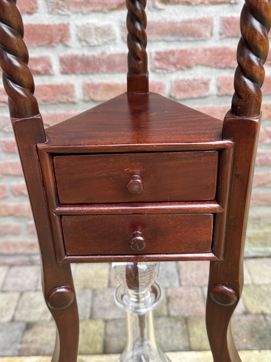 Image 1 of Table d'appoint en teck fin – une sculpture fonctionnelle