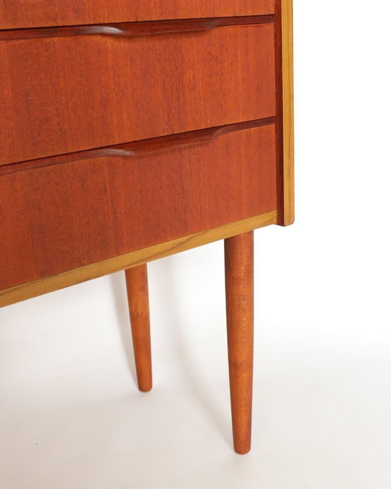 Image 1 of Vintage kleine Deense ladekast teak