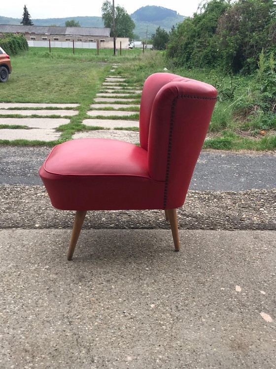 Mid-Century Red Cocktail Chair, 1950s – Armchairs, Mid Century Modern (photo 2 of 4)