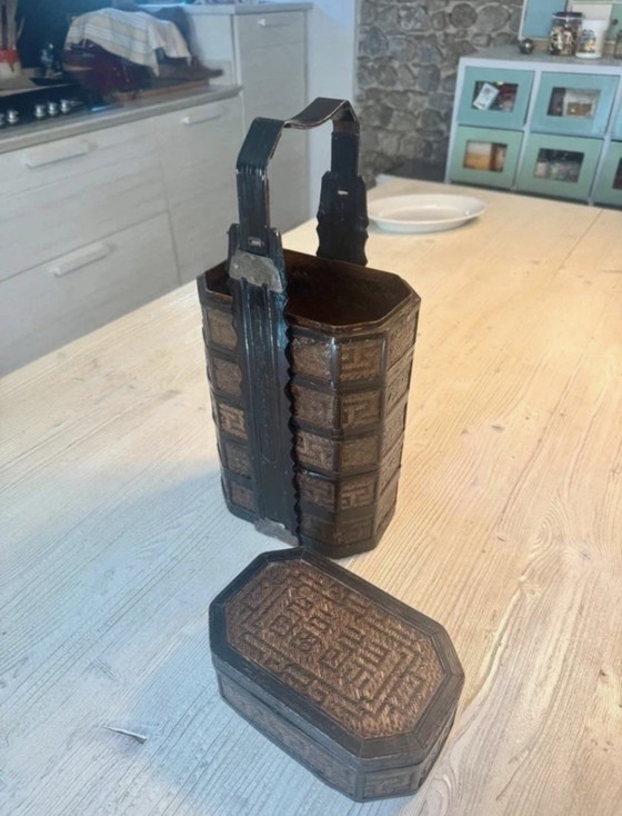 Antico Contenitore Cinese Impilabile in Bambù, 6 Livelli – Oggetti decorativi, Metal, Wood (photo 5 of 8)
