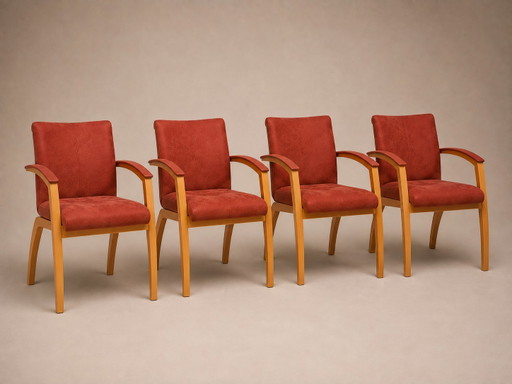 Leolux Camarilla | Set van 4 | Alcantara | Hugo de Ruiter – eetkamerstoelen, Wood (photo 2 of 8)