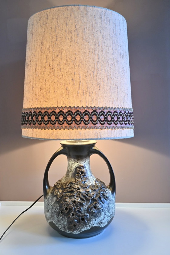 Image 1 of Lampe de table vintage Fat Lava