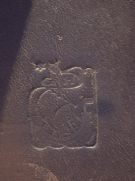 Image 1 of Antico contenitore in pelle – George Hulb – XIX secolo