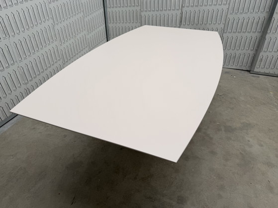 Image 1 of Mesa de comedor Arco Balance - Dune (crema) - Arnold Merckx