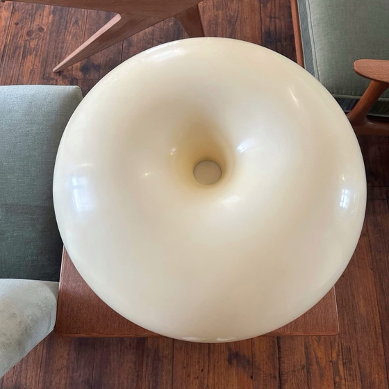 Lampada Nesso di Giancarlo Mattioli, 1960, Artemide, Lampade da tavolo, Plastica, Crema (foto 7 di 10)