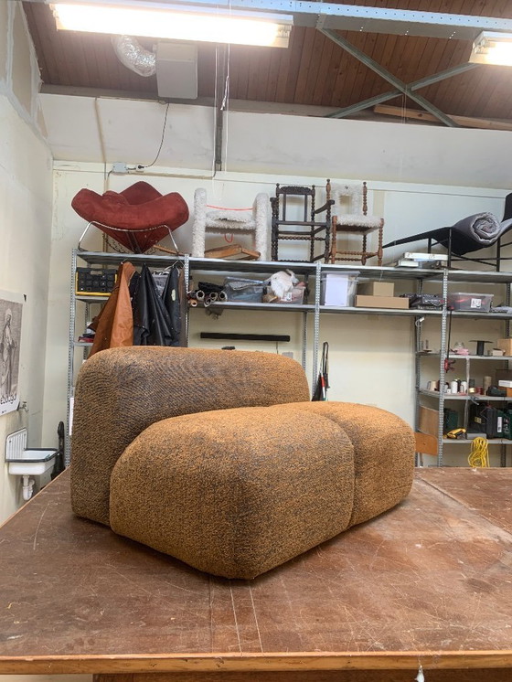 Image 1 of Divano lounge scultoreo - Unica in bouclé kiwi (2 posti, 140 cm)