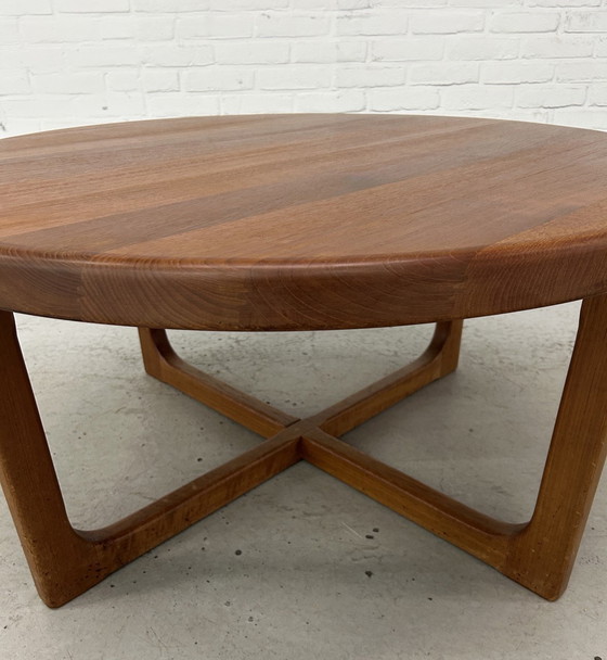 Image 1 of Table basse en teck massif Niels Bach