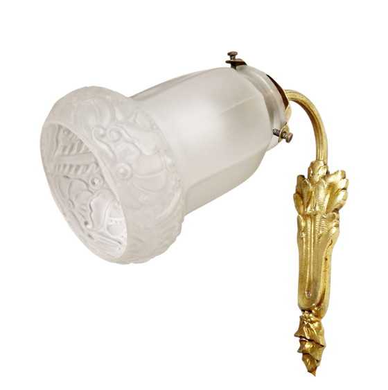 Image 1 of Coppia di appliques in bronzo dorato e vetro smerigliato sagomato - periodo Art Nouveau