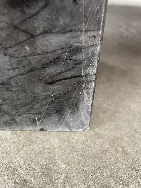 Image 1 of Zwart marmeren salontafel uit de jaren zeventig 