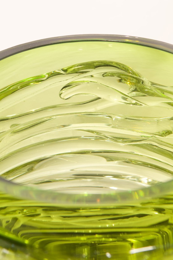Image 1 of 'Tamtam Honey' vaas in kristal en groen glas - Sem Schanzer (as l'Anverre)