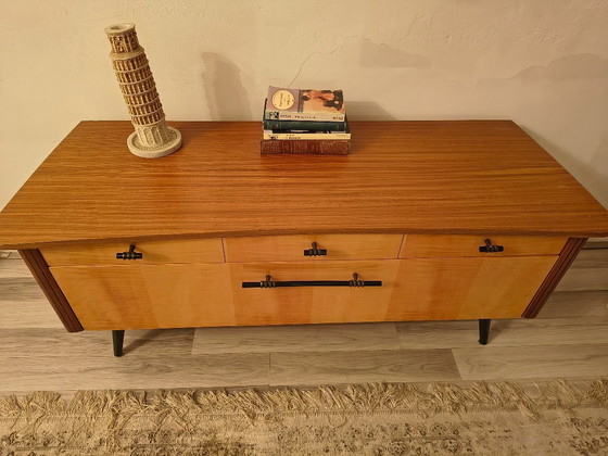 Image 1 of Mueble de TV/cómoda | mediados de los años 60 | teca