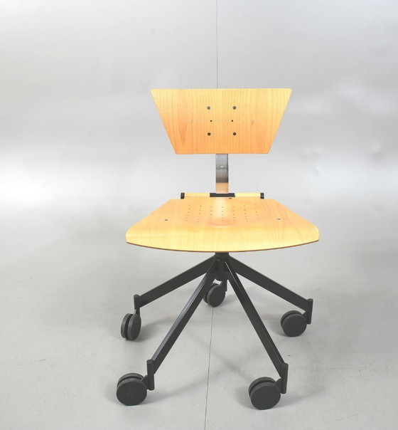 Image 1 of Bureau avec buffet et chaise Magis Teatro TV560 de Marc Berthier