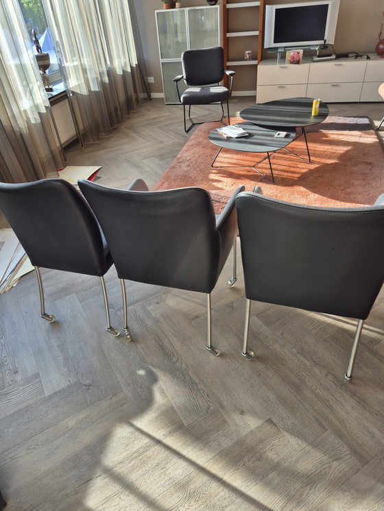 Image 1 of Bert Plantagie dining table with 6 chairs