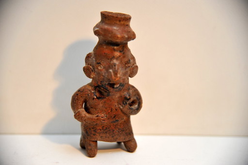 Präkolumbianische Keramikfigur