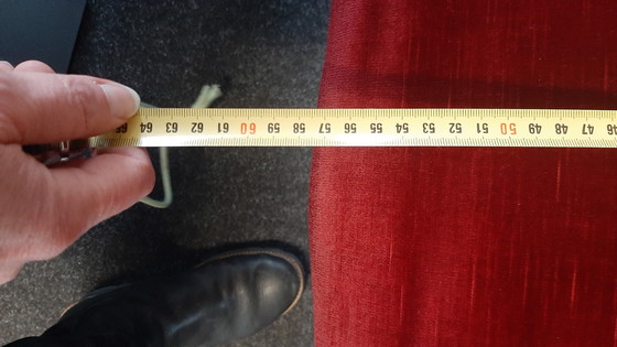 Image 1 of Set di 2 poltrone relax in velluto rosso Louis Philippe Voltaire con struttura in legno di noce.