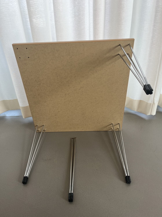 Image 1 of Vintage Pin Age Side Table – Arne Jacobsen for Fritz Hansen