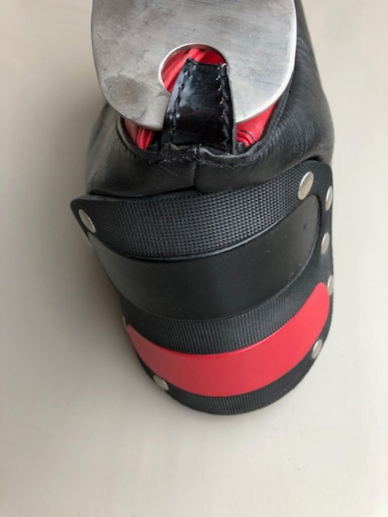 Borsa a mano di design in pelle nera e rossa (Donini) – Altre borse, Metallo (photo 3 of 8)